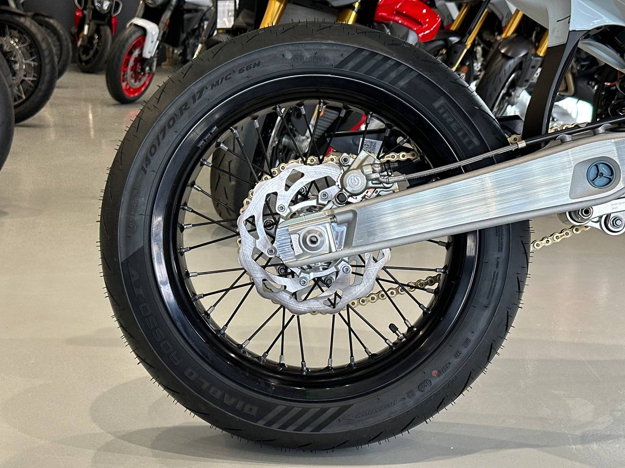 Stark Varg SM (Super moto)
